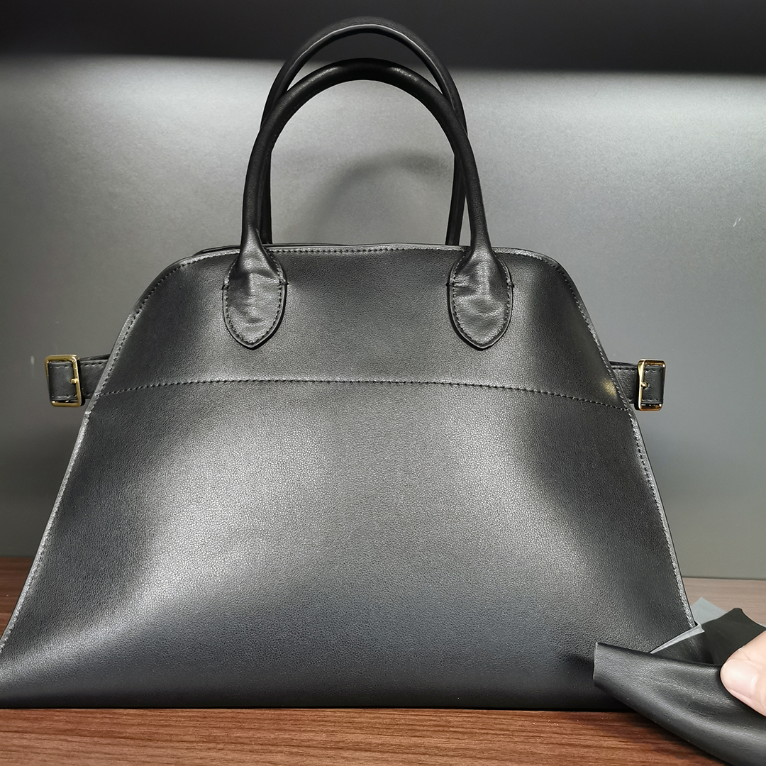 Sustainable Fashion Handbag Innovator